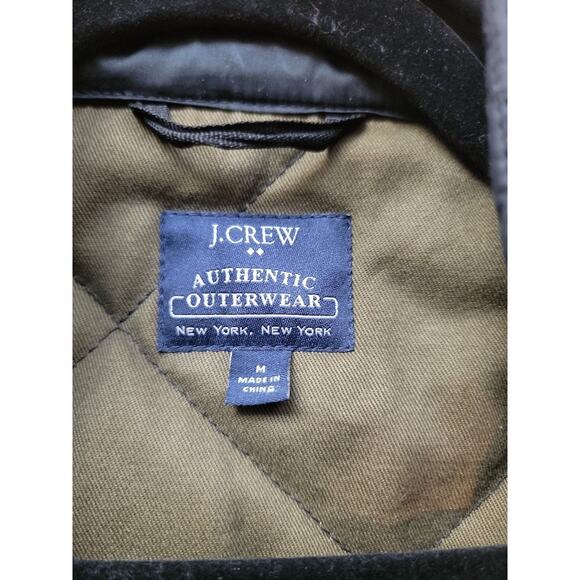 J Crew Quilted Vest Women's Sz Medium Outdoor Camping Layered Black Green - Picture 8 of 9